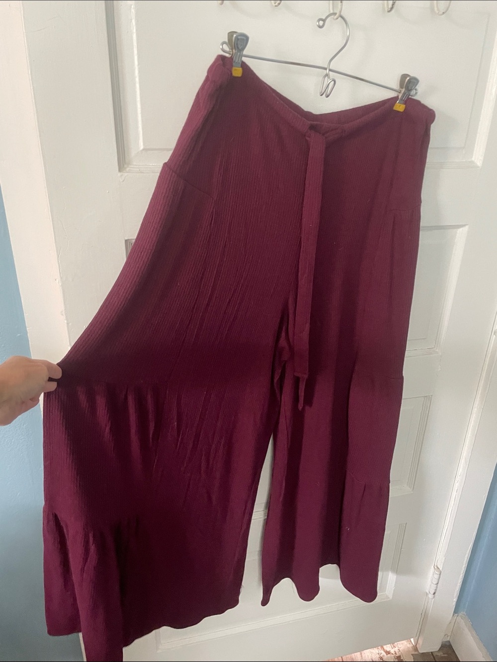 Women's Wide-Leg Tie-Waist Pants - Burgundy